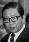 https://upload.wikimedia.org/wikipedia/commons/thumb/1/1c/Sosuke_Uno_1977.png/100px-Sosuke_Uno_1977.png